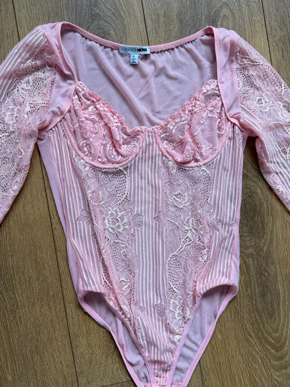 Fashion Nova Lace Bodysuit